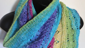 A Verse in Color: Knit Cowl Pattern