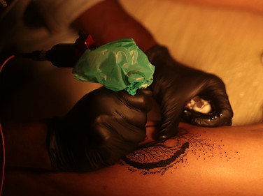 tattooing in nature, maitreya, retreat, yoga, south spain, handpoke
