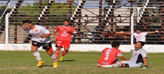 El sábado abra choque entre el puntero y su escolta. Foto: mundoascenso.com.ar