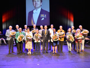 Ere-voorzitter RVOZ Jan de Ruiter ontvangt Koninklijke Onderscheiding