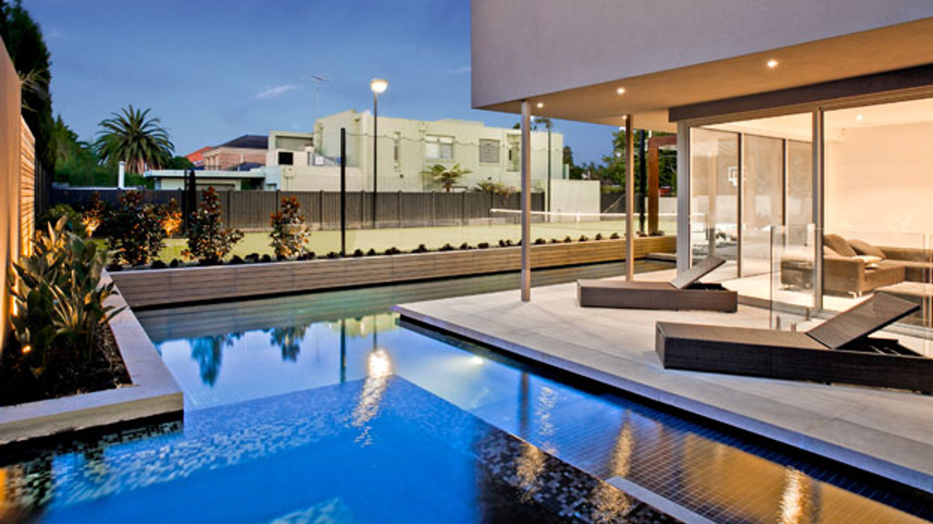 Caulfield II pool detail