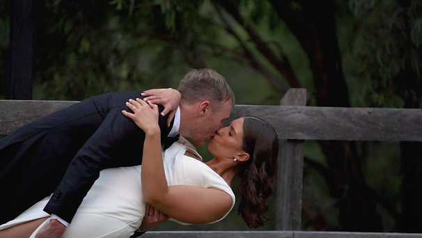 Newlyweds first dance at reception venue – Melbourne wedding videography and photography