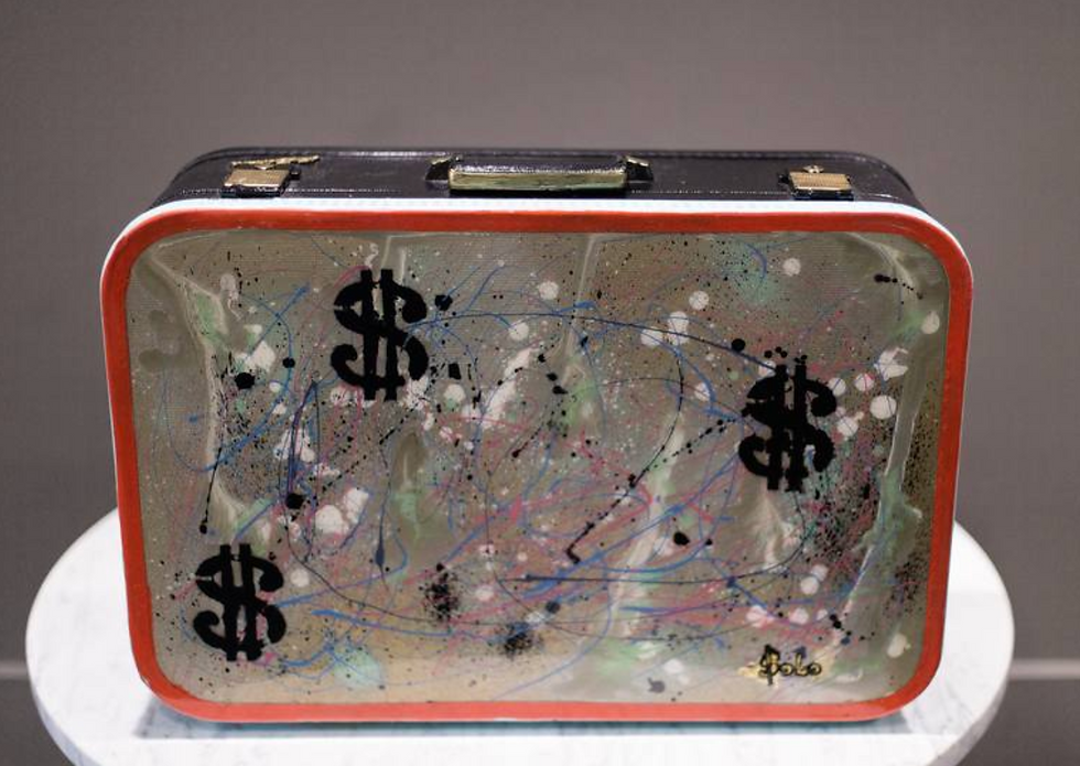 Thumbnail: Money wallet Sculpture