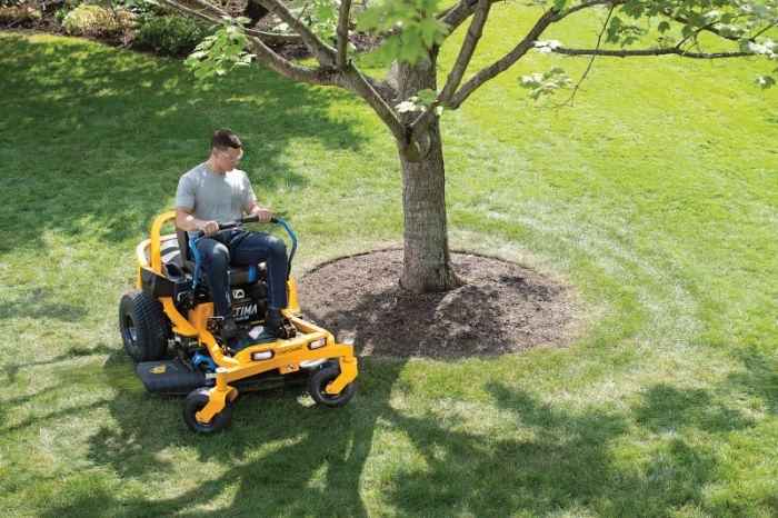 Thumbnail: Cub Cadet ZT1 42 E Electric Zero Turn