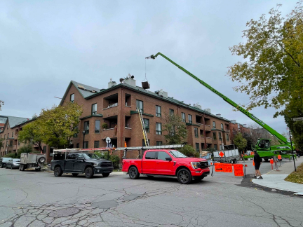 Quel Type de Matériau Choisir pour Votre Toiture Commerciale/Industrielle au Québec?