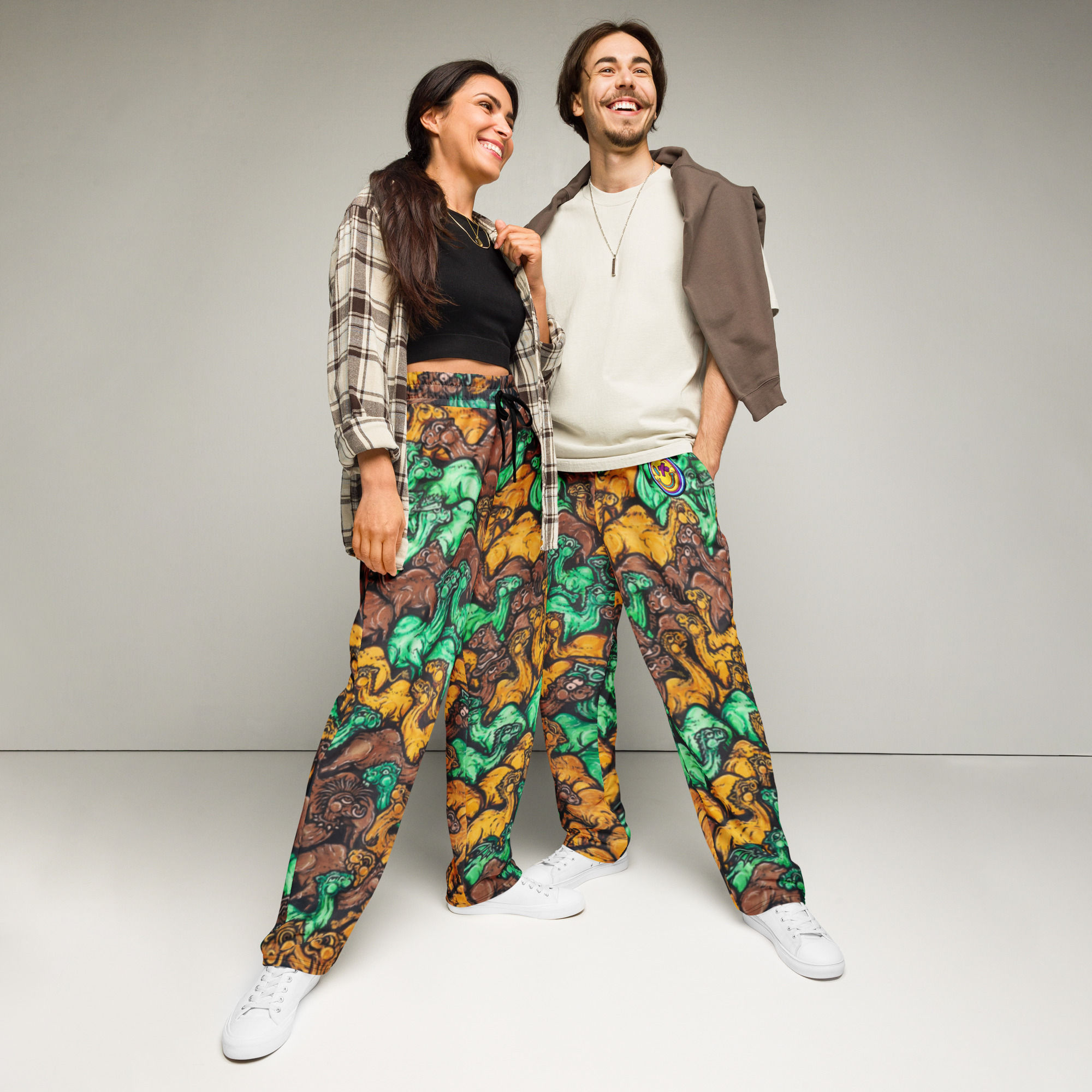 •Camel-flauge• Wide-leg joggers 