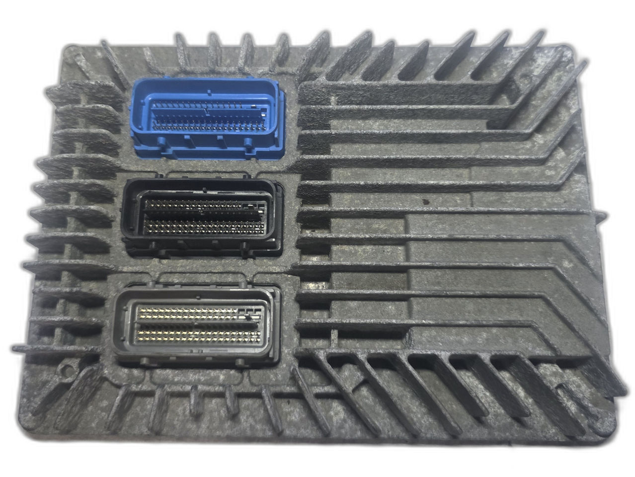 E39 -12637489 l 12637106 l ENGINE CONTROL MODULE