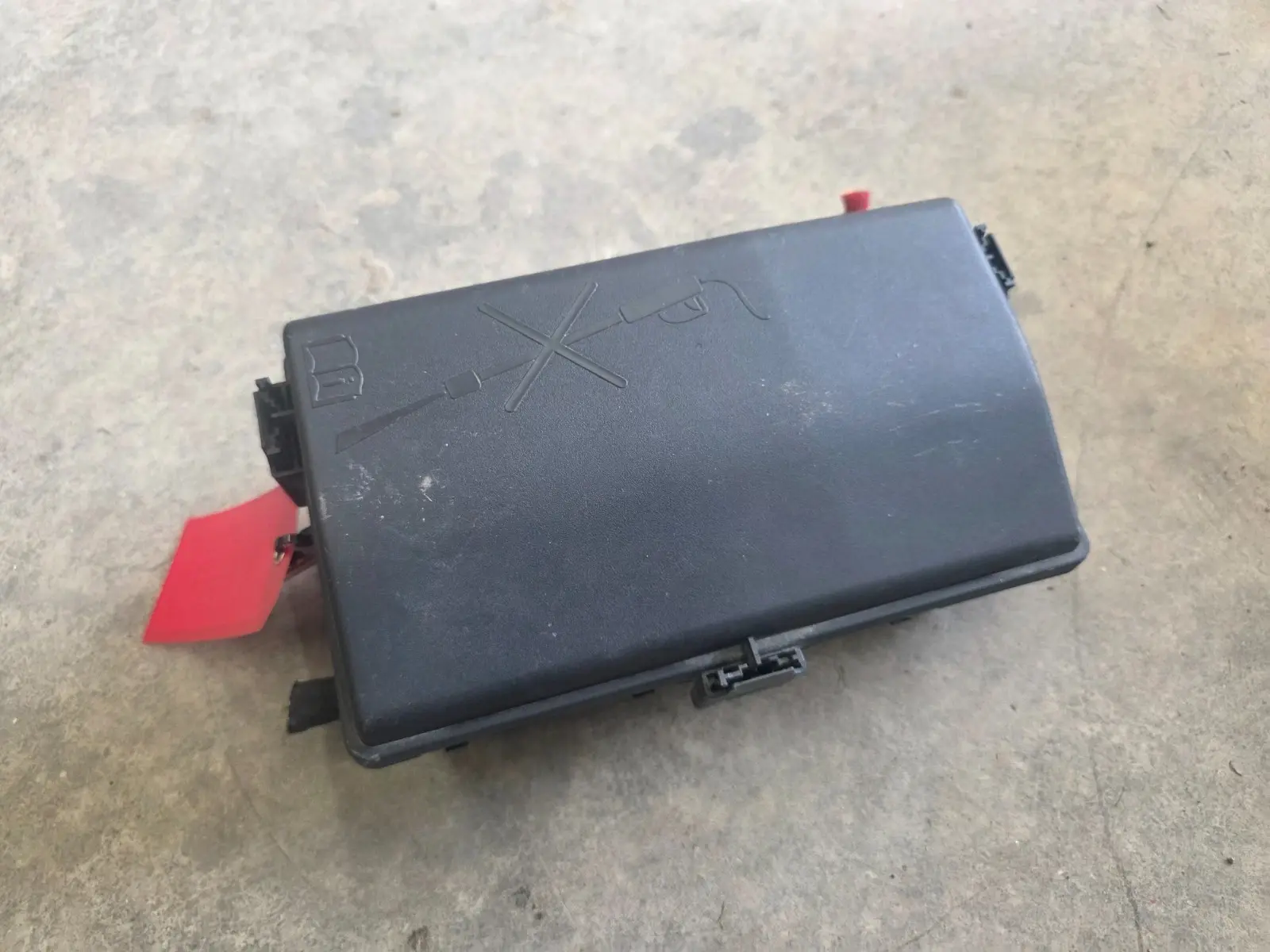 GM 94552221 - 2015 Chevrolet Cruze, 1.4L Fuse Box / Relay Block PDM