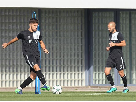 Rúben Neves de regresso antes da viagem para Copenhaga