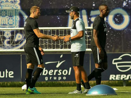 Reforços na lista de inscritos do FC Porto na Champions
