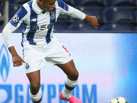 Nuno garante Brahimi em Tondela