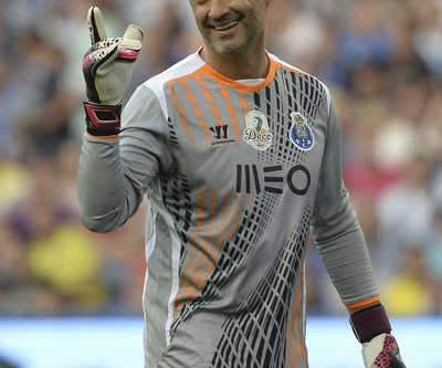 O onze ideal do FC Porto, segundo Casillas