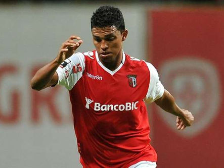 Aderlan Santos associado a FC Porto e SL Benfica