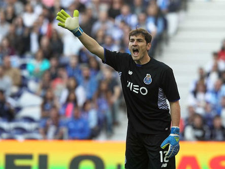 Casillas: "Helton é um tipo estupendo"
