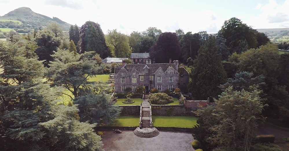 Llanvihangel Court and Sugar Loaf Moutain