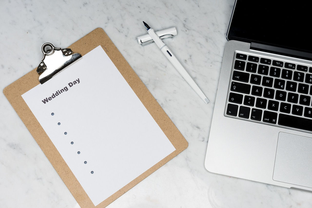 clipboard with computer