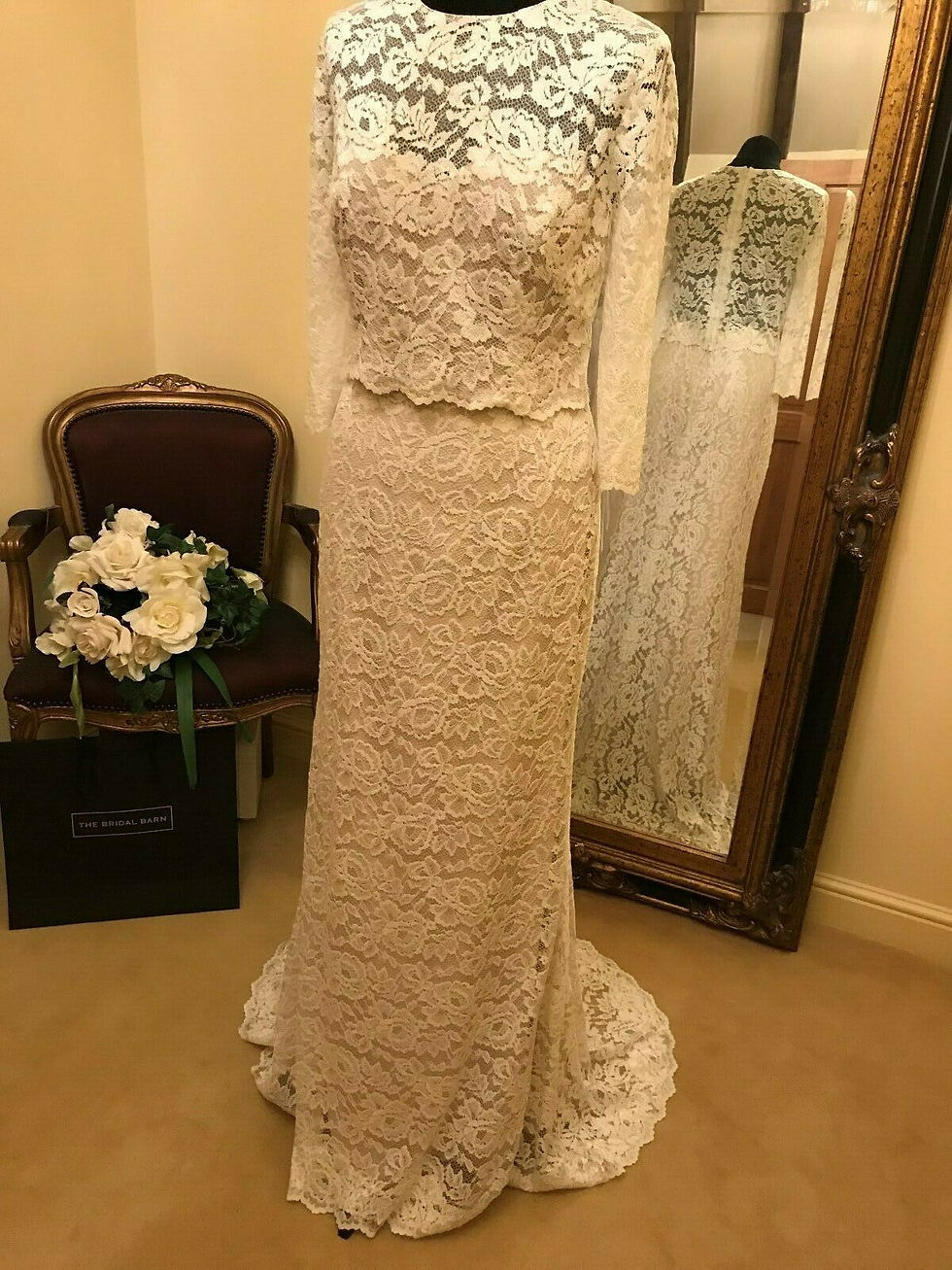 Thumbnail: Watters Lanakai top and Bordeux skirt Size 8/10 Ivory/Champagne