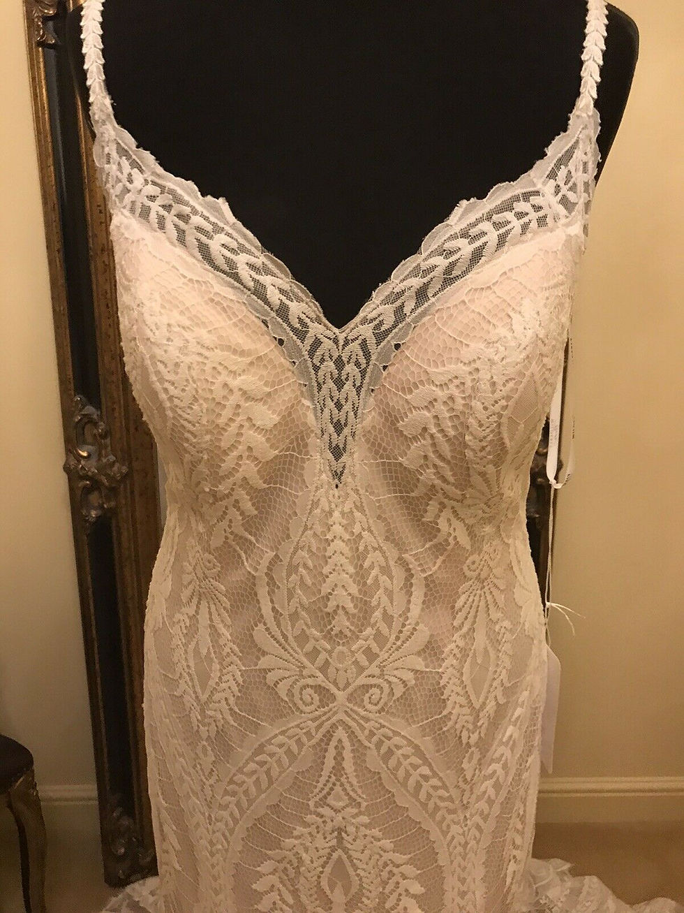 Thumbnail: Wilderly Finley Size 14 Ivory/sand/Champagne NEW!!