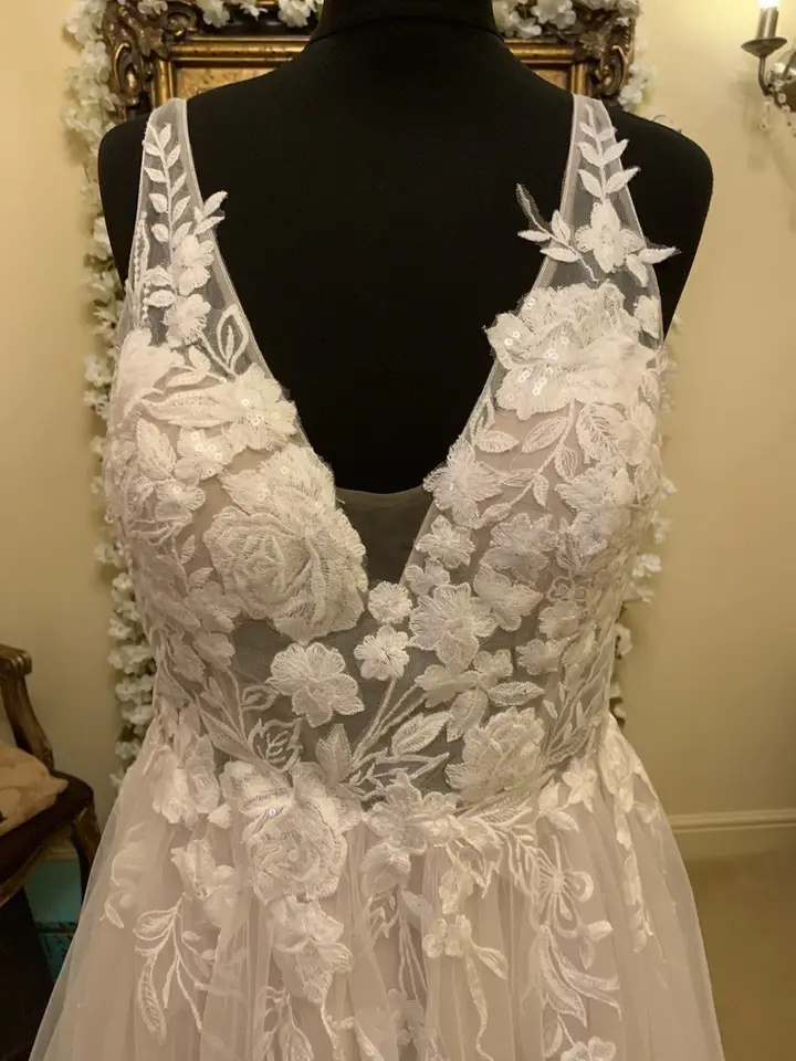 Thumbnail: Madi Lane JULIETTE Size 18 Ivory/Mocha