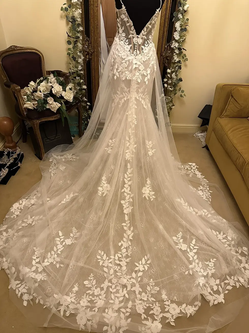 Thumbnail: Madi Lane NICOLA plus extra Train Size 14 Ivory/Sand