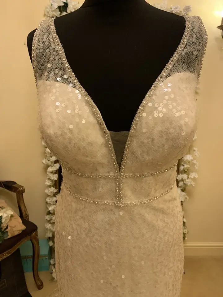 Thumbnail: Allure Disney AERIAL D280 Size 14 Ivory/sand/Nude NEW!