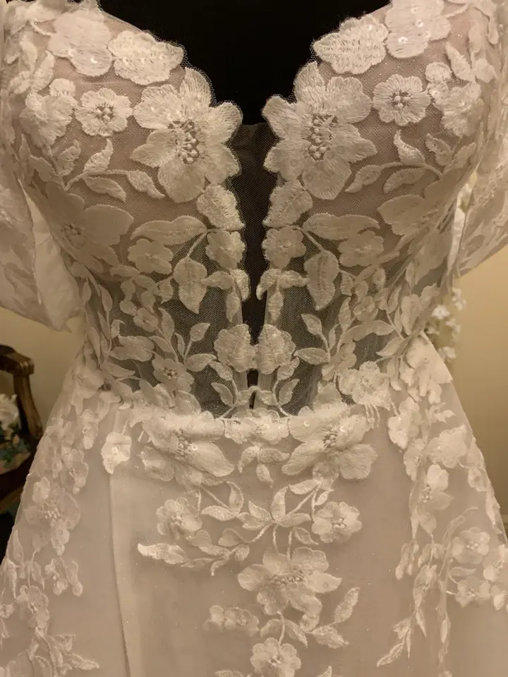 Thumbnail: Madi Lane KIERA Size 14 Ivory/Mocha new!