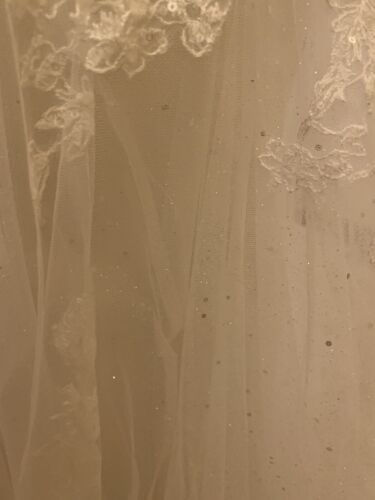 Thumbnail: Enzoani MAGNOLIA Size 16 Ivory NEW!!