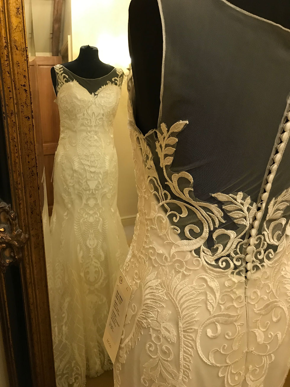 Thumbnail: Ronald Joyce LEIRE Size 10 Ivory