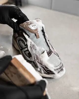 Dior cleaning