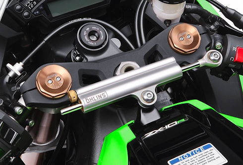 Kawasaki-ZX-10R-2011-5_edited.jpg