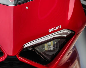 DUCATI-PANIGALE-V2_50_UC104713_High-scaled_edited.jpg