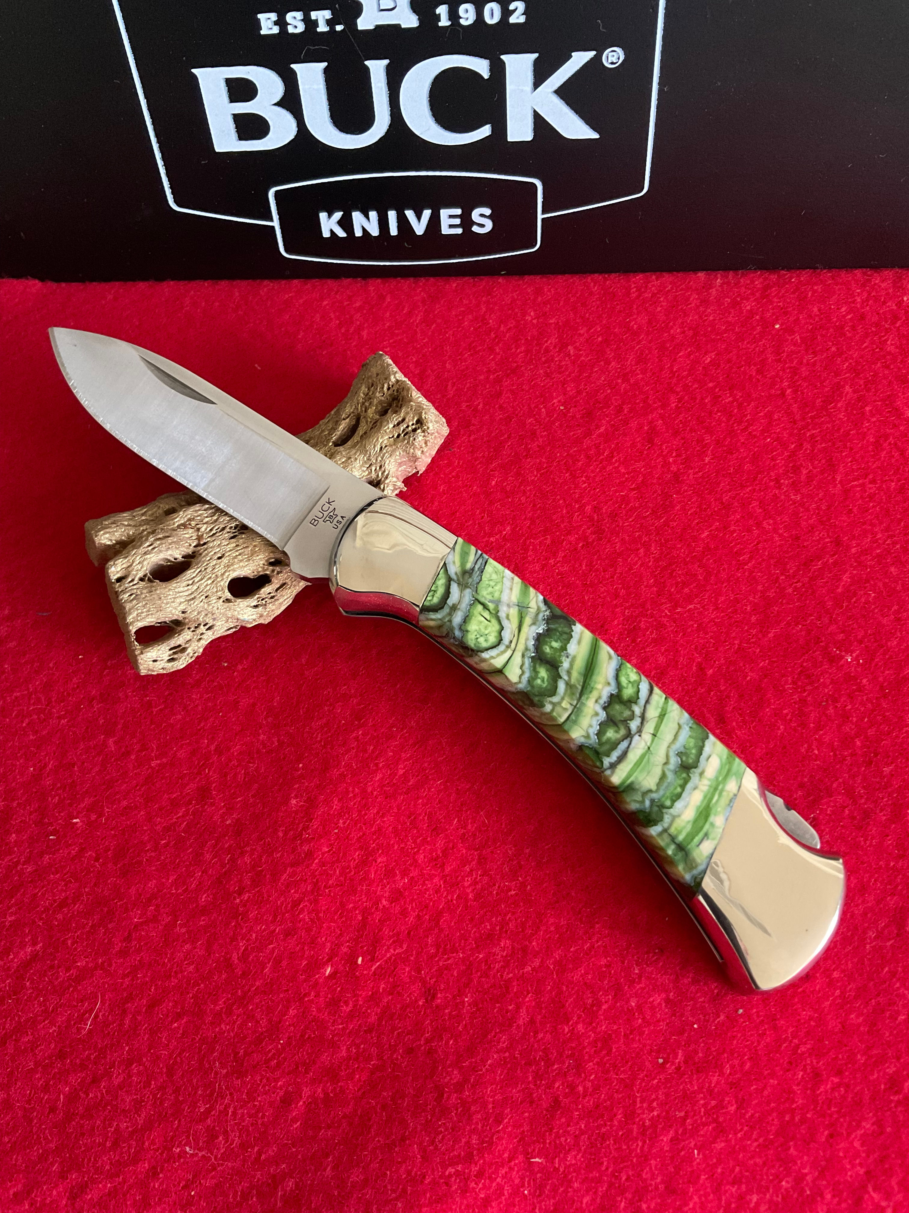 Buck 112 Olive Mammoth Tooth And Vine