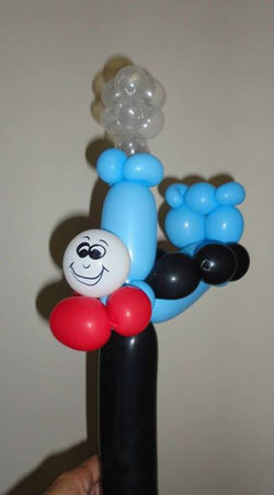 Balloonanimals-balloontwisting-balloons-palmbeachgardens-pbg-jupiter-kmfentertainment-stuart-palmcit