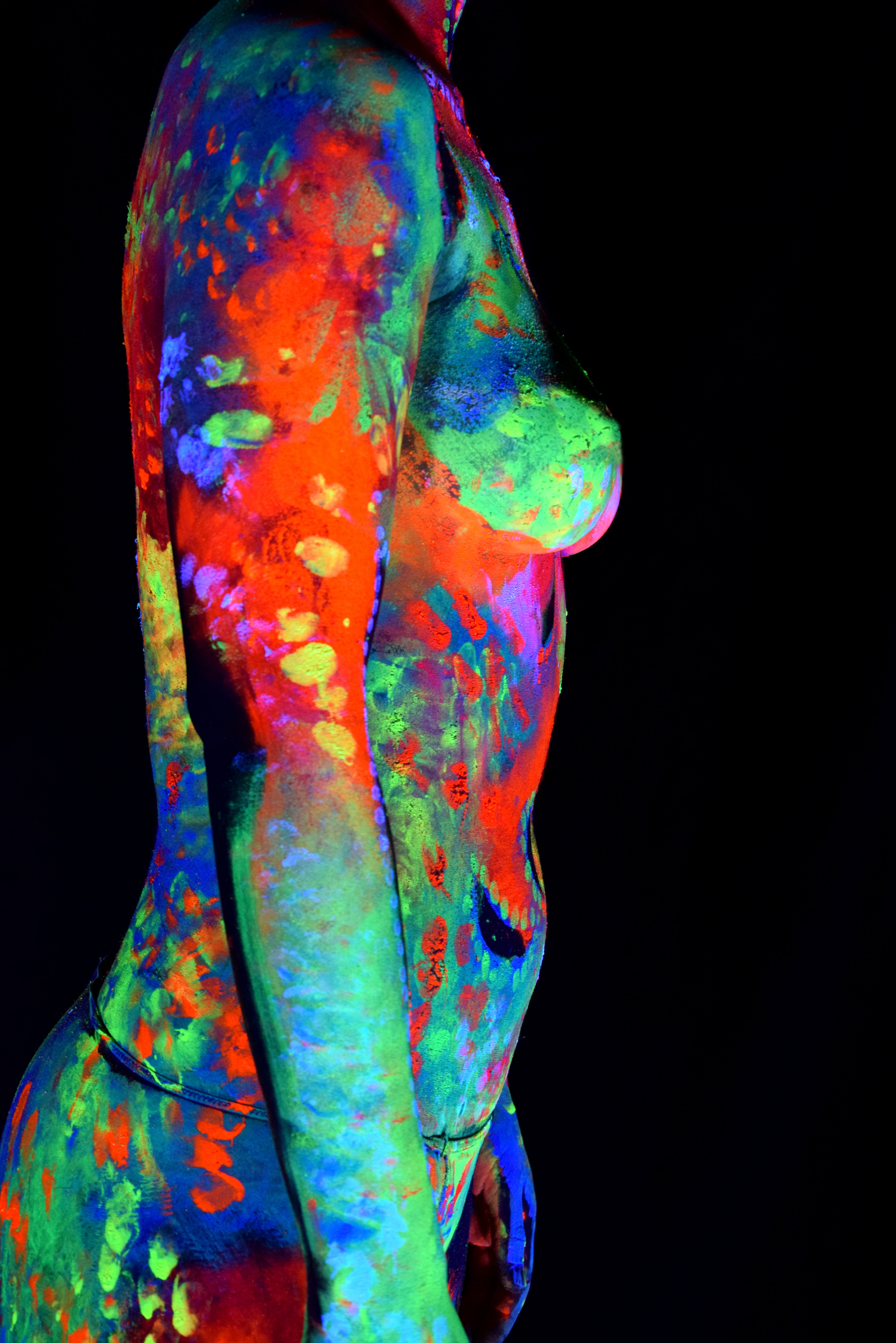 Fluo girl, Paris, Jan 2017