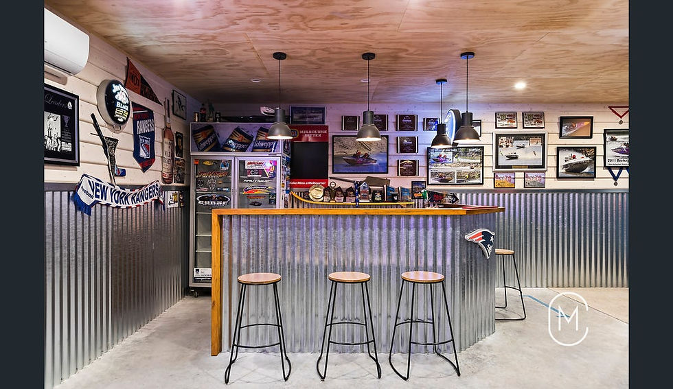 Shed / man cave and bar fit out in Whittlesea