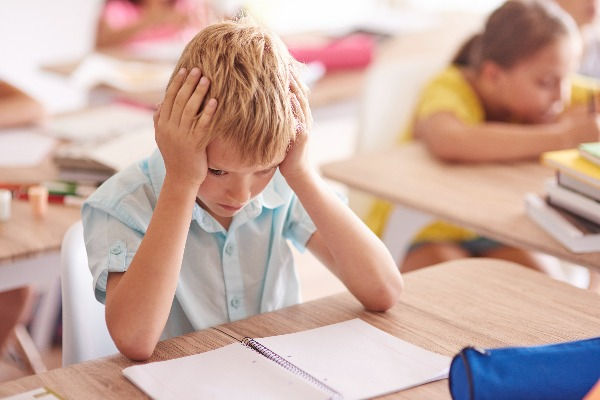 Evasão escolar: entenda as causas, consequências e soluções
