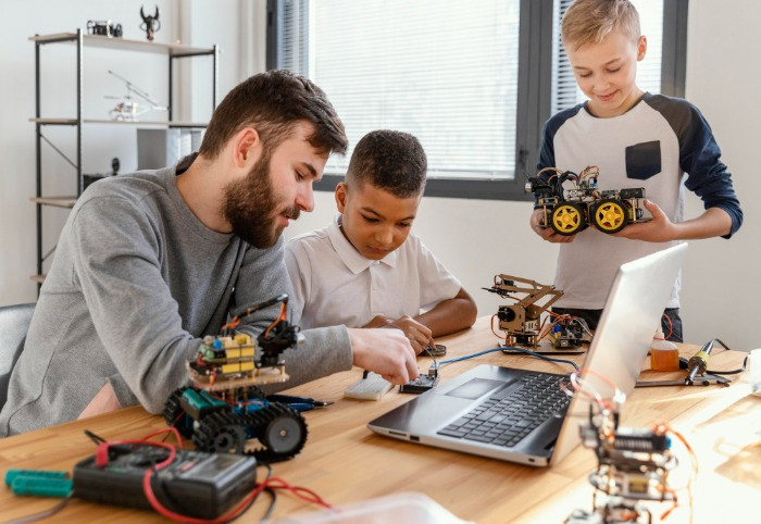 Robótica educacional: o que é, como funciona e aplicações