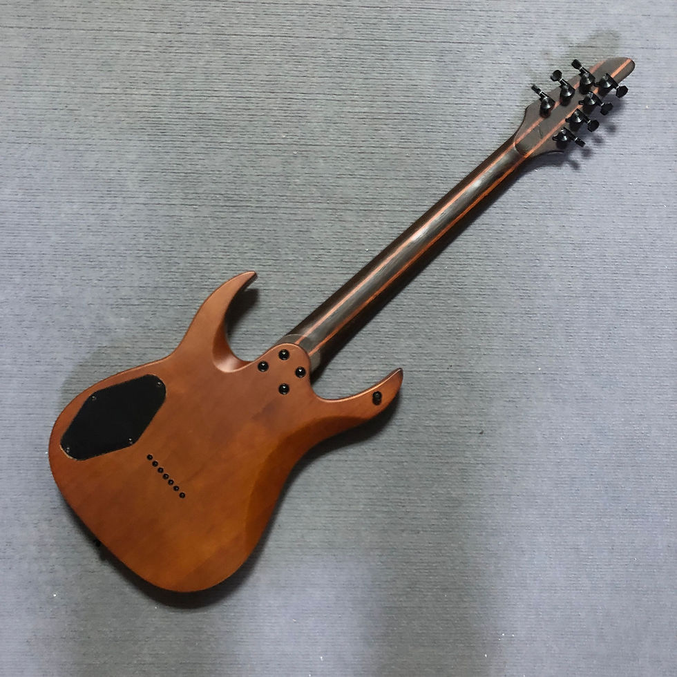 Miniature : Real pictures of 7-string electric guitar in stock. Shipped within 48 hours.