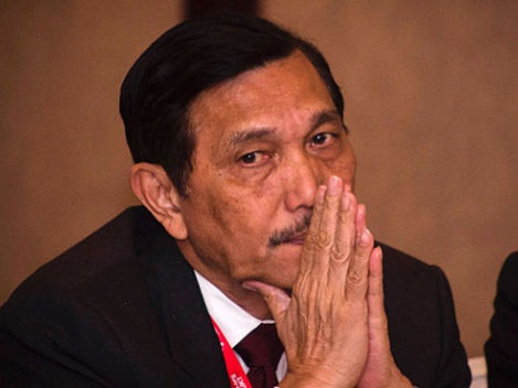 Target Investasi Disunat, Menko Luhut Klaim Ekonomi 'Aman'