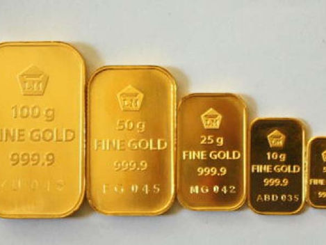 RIFAN FINANCINDO - Harga emas Antam naik Rp2.000, masih di atas Rp900.000