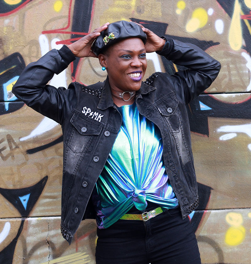 iamdianeniangoran,sur mon blog, je vous présente une tenue ,un style,une mode holographique
