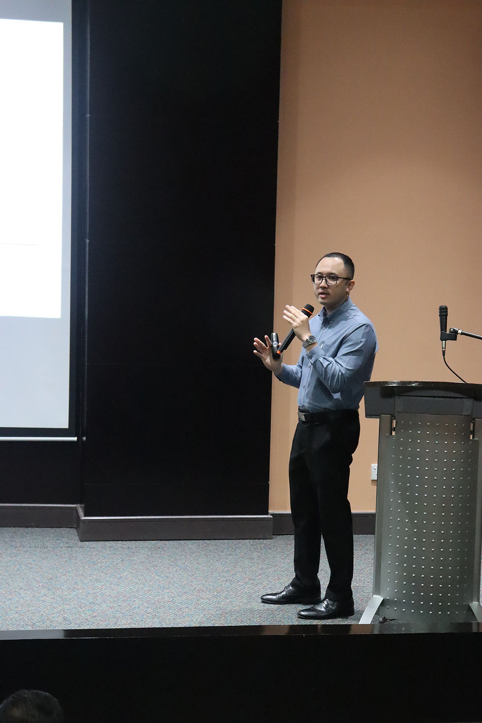 A “Plan Your Life” session delivered by Mr. Hadrat Fathullah Bin Agong of Standard Chartered Bank.