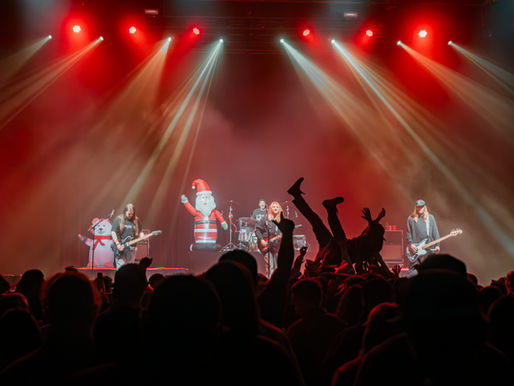 Dexter and The Moonrocks take the “Welcome to the Donkey Flats” Tour to Stage AE
