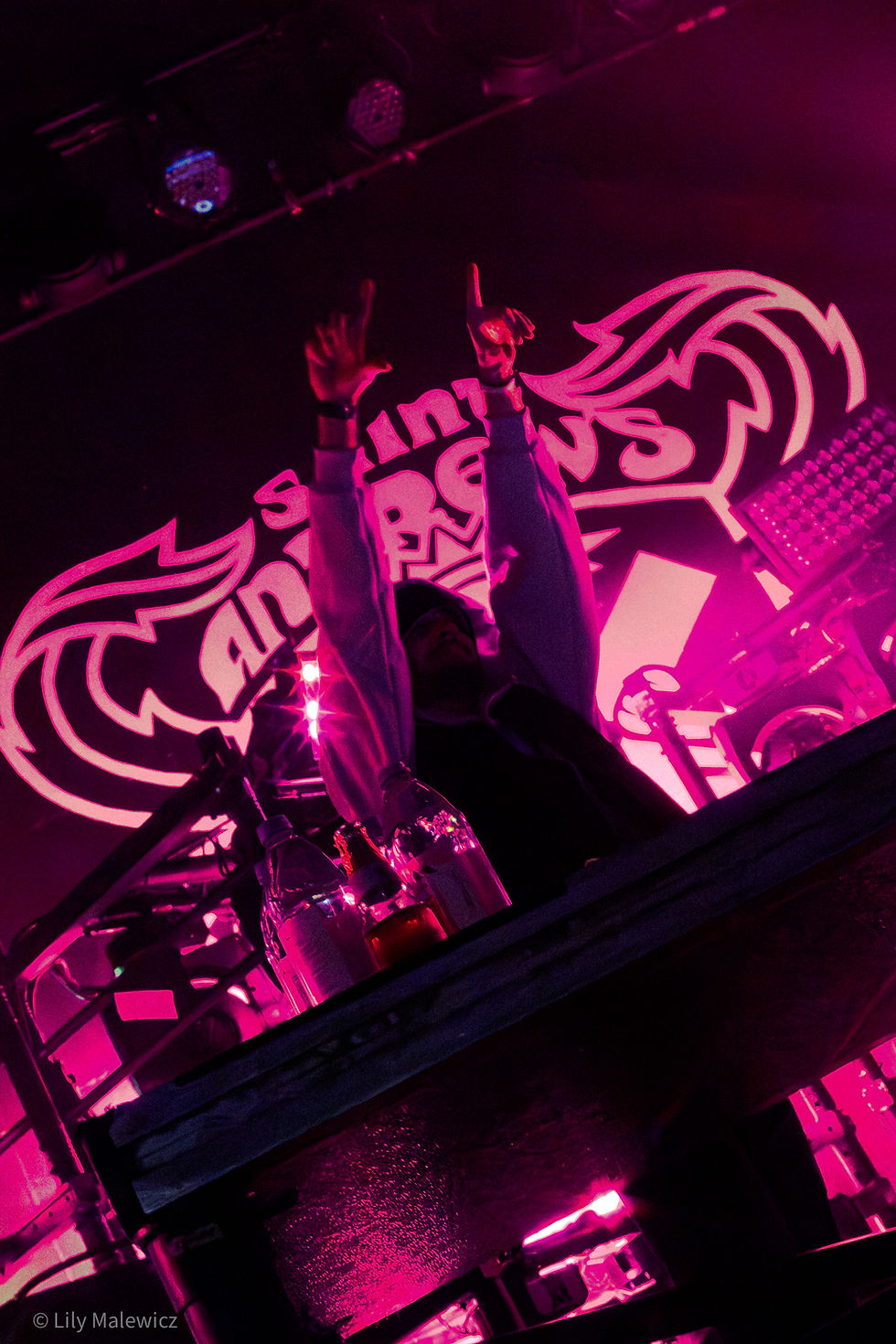 UNDER A SIEGE: SNOW STRIPPERS ELECTRIFY SAINT ANDREWS HALL, DETROIT