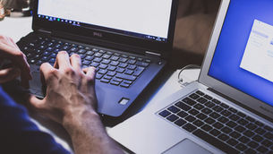 Inovație în Computere Cuantice & Infrastructură AI