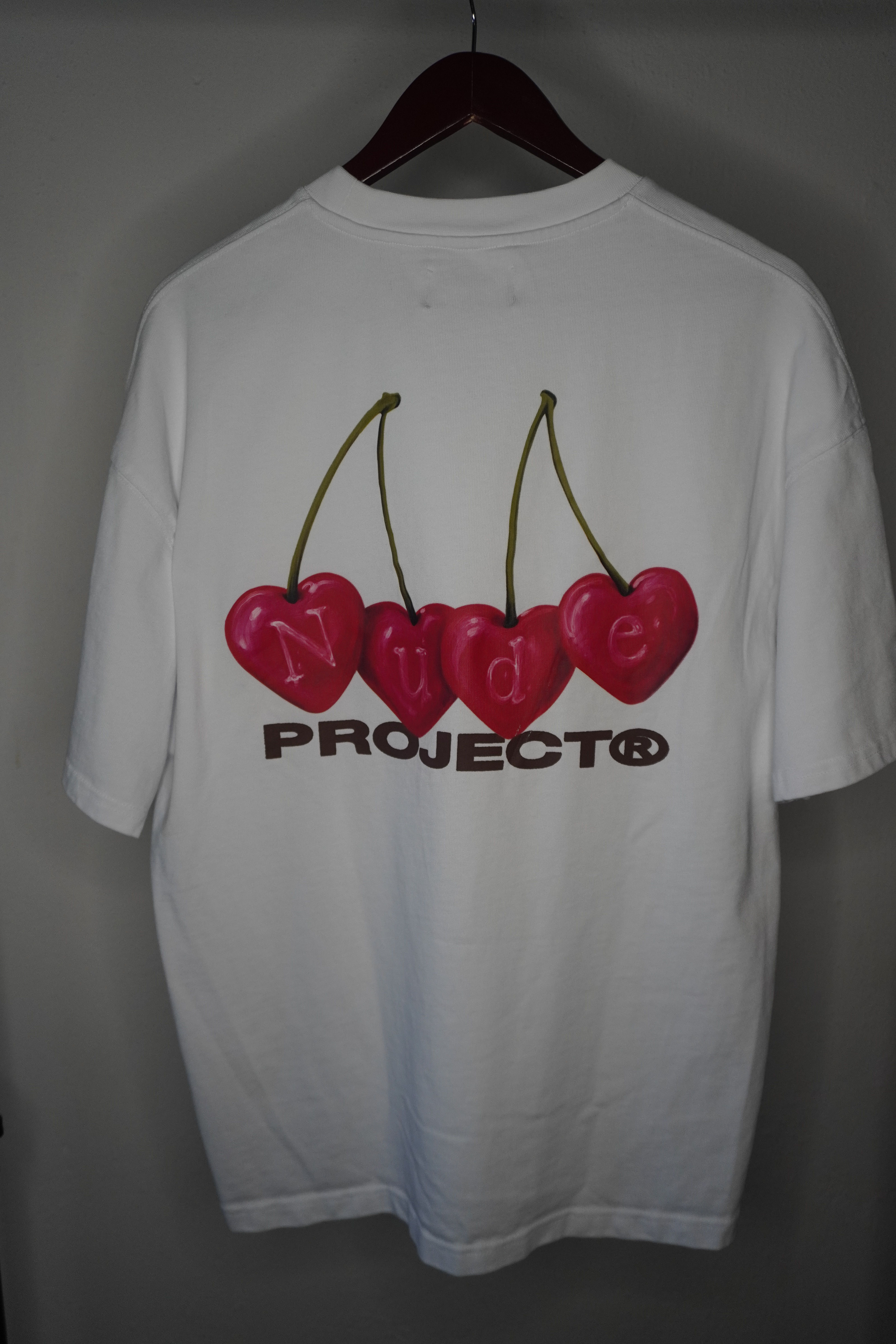 Camiseta Nude Project "Cherry Hearts" - White