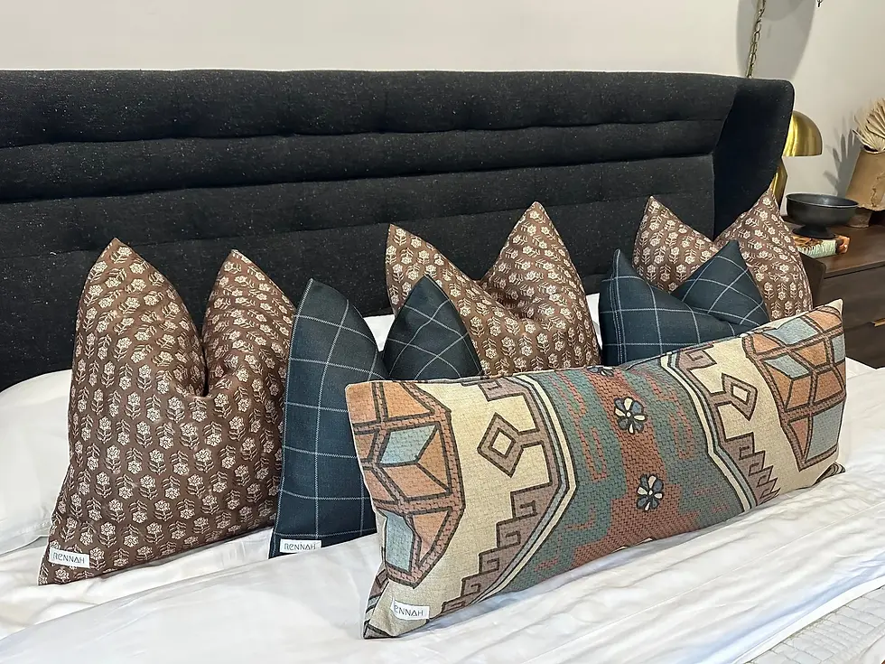 Thumbnail: Rowe Pillow Cover (22x22)
