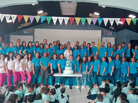 Conoce a tus maestros