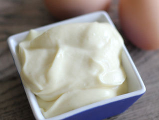 Como hacer tu propia Mayonesa en casa!!! Mejor que Hellman's