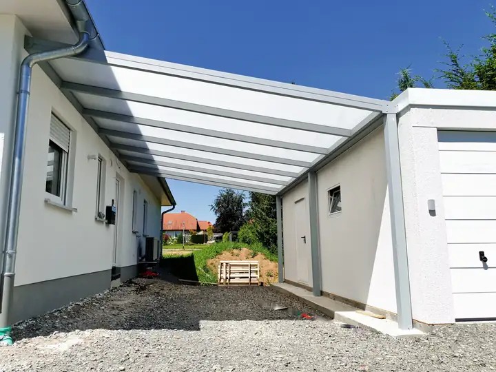 Carport am Haus – Projekt von Pohl & Krieger